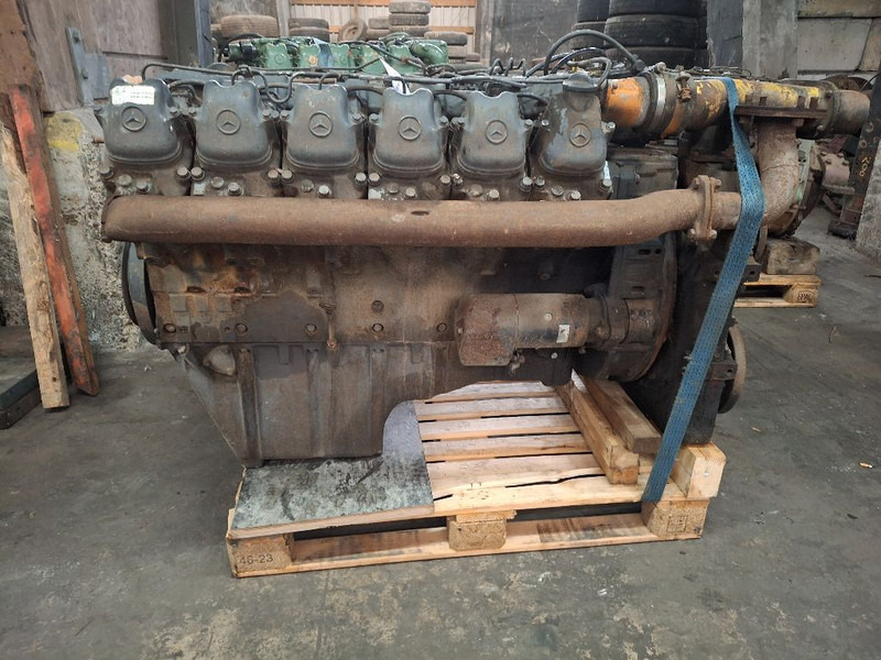 Mercedes-Benz OM424 - Engine: picture 5 Mercedes-Benz OM424 - Engine: picture 5