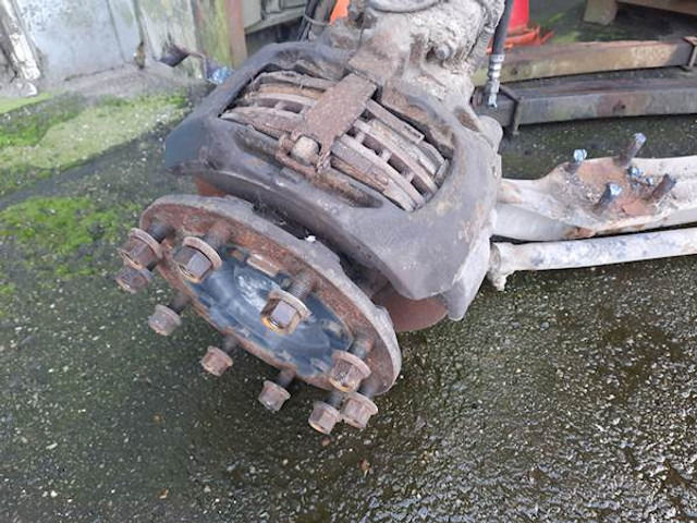 Scania AM740 - Front axle for Truck: picture 3 Scania AM740 - Front axle for Truck: picture 3