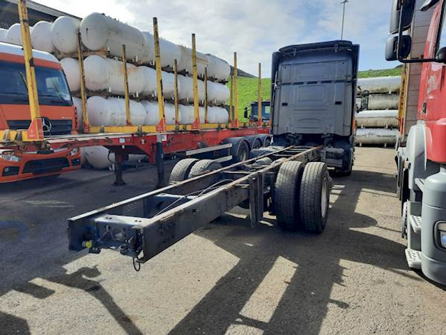 Scania R 114 LB 380 - Cab chassis truck: picture 3 Scania R 114 LB 380 - Cab chassis truck: picture 3