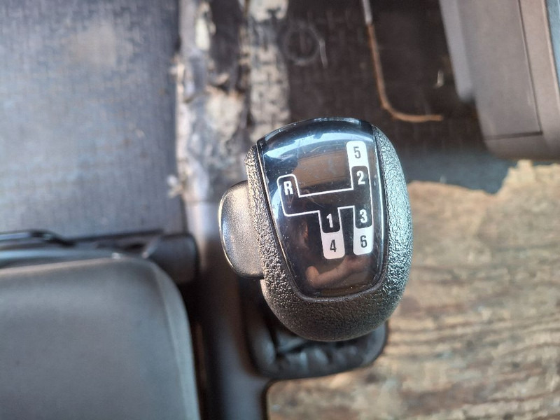 Box truck Scania R420: picture 8 Box truck Scania R420: picture 8