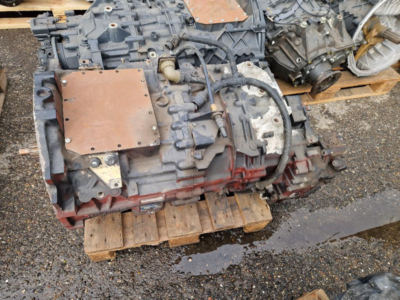 ZF ASTRONIC 16AS2200 IT - Gearbox: picture 1 ZF ASTRONIC 16AS2200 IT - Gearbox: picture 1