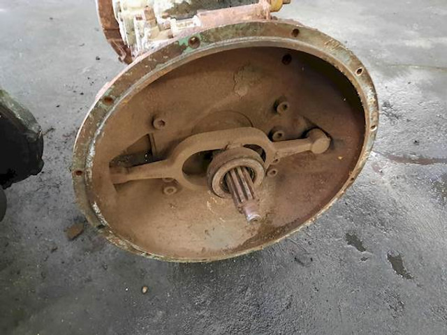 ZF S6-90+GV-90 - Gearbox for Bus: picture 4 ZF S6-90+GV-90 - Gearbox for Bus: picture 4