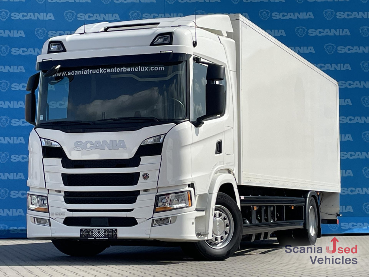 SCANIA G 280 B4x2NB RETARDER FULL AIR CNG TAIL LIFT 2.5T - Box truck: picture 1 SCANIA G 280 B4x2NB RETARDER FULL AIR CNG TAIL LIFT 2.5T - Box truck: picture 1