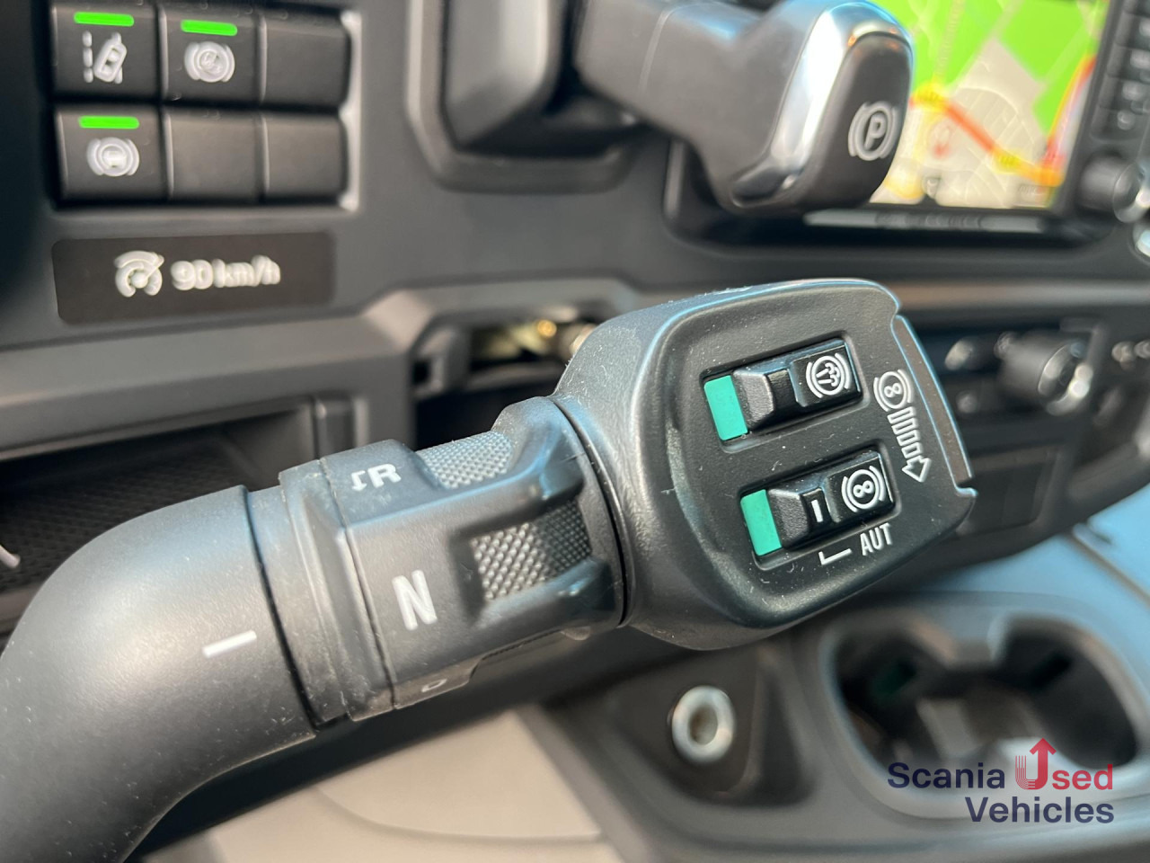 SCANIA P 320 B6x2*4NB RETARDER FULL AIR 8T 7.2x2.5x2.35M - Box truck: picture 5 SCANIA P 320 B6x2*4NB RETARDER FULL AIR 8T 7.2x2.5x2.35M - Box truck: picture 5