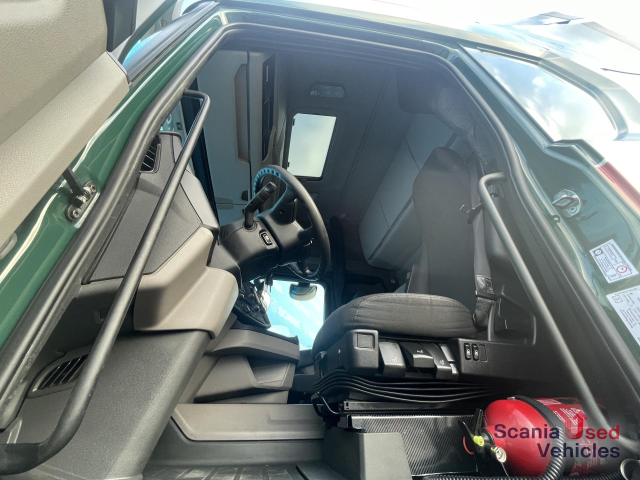 SCANIA R 450 A4x2NA DIFF-L RETARDER ADR-FL PARK AIRCO - Tractor unit: picture 4 SCANIA R 450 A4x2NA DIFF-L RETARDER ADR-FL PARK AIRCO - Tractor unit: picture 4