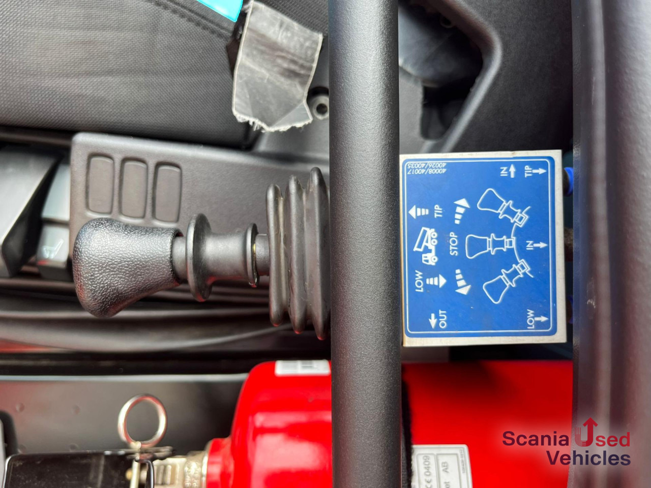 SCANIA R 450 A4x2NA RETARDER 8T DIFF-L HYDRO LOW MILEAGE - Tractor unit: picture 3 SCANIA R 450 A4x2NA RETARDER 8T DIFF-L HYDRO LOW MILEAGE - Tractor unit: picture 3