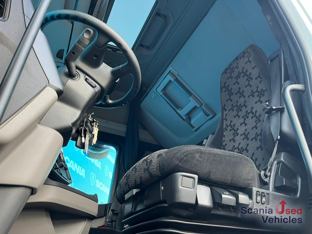 SCANIA R 450 A4x2NA RETARDER 8T DIFF-L SMART2 - Tractor unit: picture 2 SCANIA R 450 A4x2NA RETARDER 8T DIFF-L SMART2 - Tractor unit: picture 2