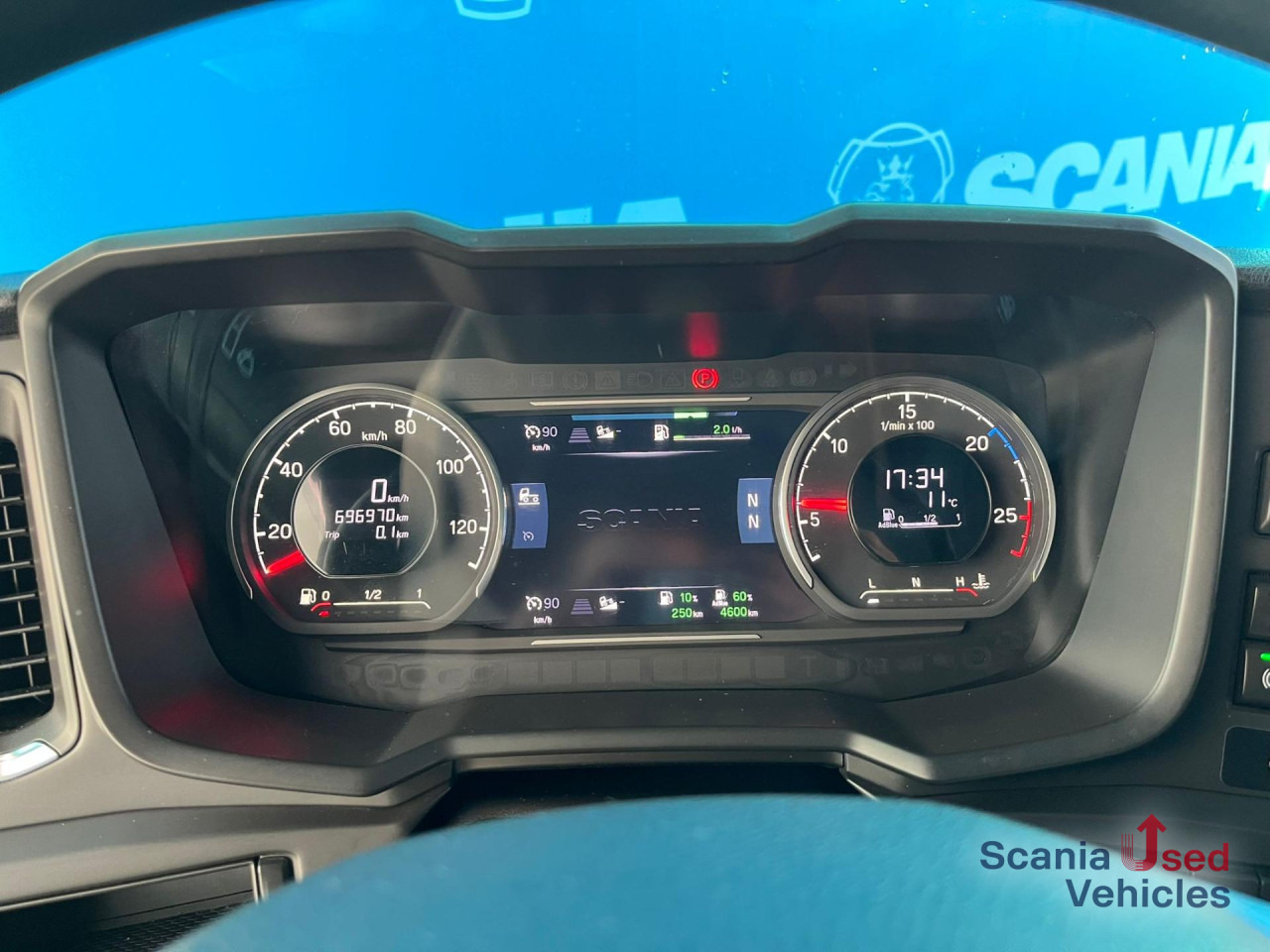 SCANIA R 450 A4x2NA RETARDER 8T DIFF-L SMART2 - Tractor unit: picture 5 SCANIA R 450 A4x2NA RETARDER 8T DIFF-L SMART2 - Tractor unit: picture 5