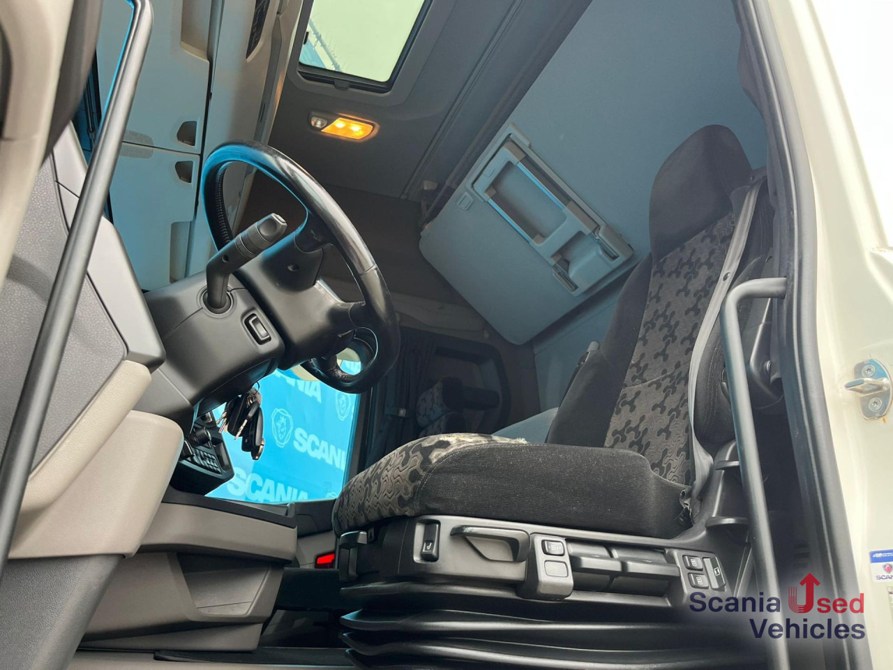SCANIA R 450 A4x2NA RETARDER DIFF-L 8T PTO ADR-FL SMART2 - Tractor unit: picture 2 SCANIA R 450 A4x2NA RETARDER DIFF-L 8T PTO ADR-FL SMART2 - Tractor unit: picture 2