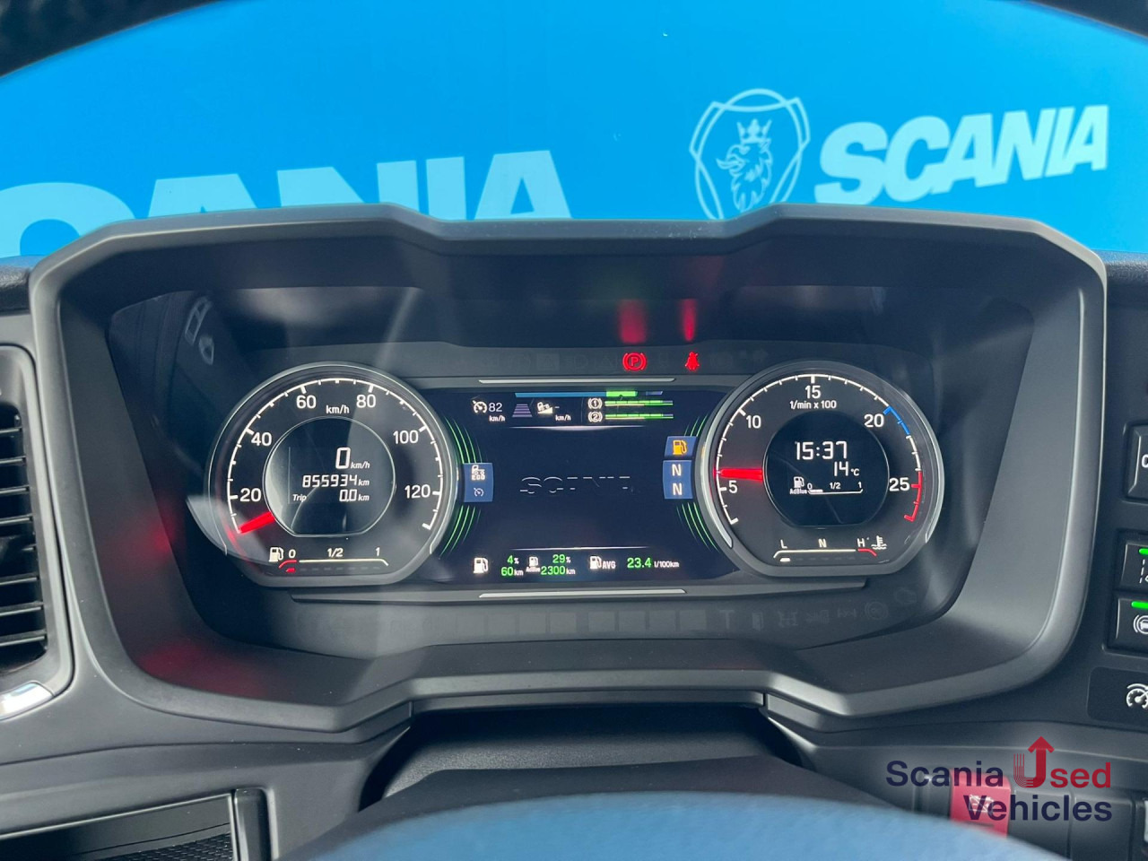 SCANIA R 450 A4x2NA RETARDER DIFF-L 8T PTO ADR-FL SMART2 - Tractor unit: picture 4 SCANIA R 450 A4x2NA RETARDER DIFF-L 8T PTO ADR-FL SMART2 - Tractor unit: picture 4