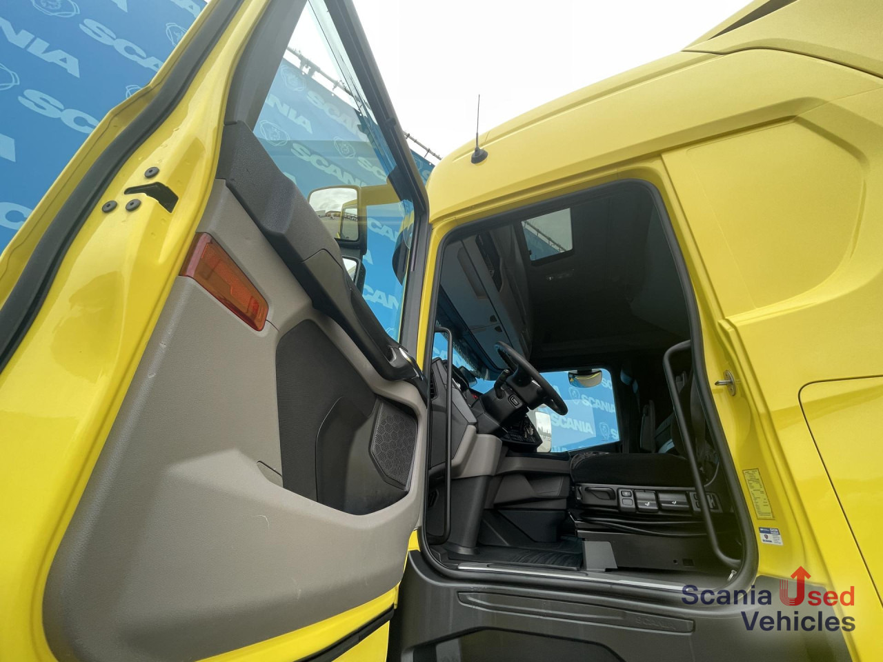 SCANIA S 450 A4x2NA DIFF-L RETARDER PARK AIRCO ACC - Tractor unit: picture 2 SCANIA S 450 A4x2NA DIFF-L RETARDER PARK AIRCO ACC - Tractor unit: picture 2