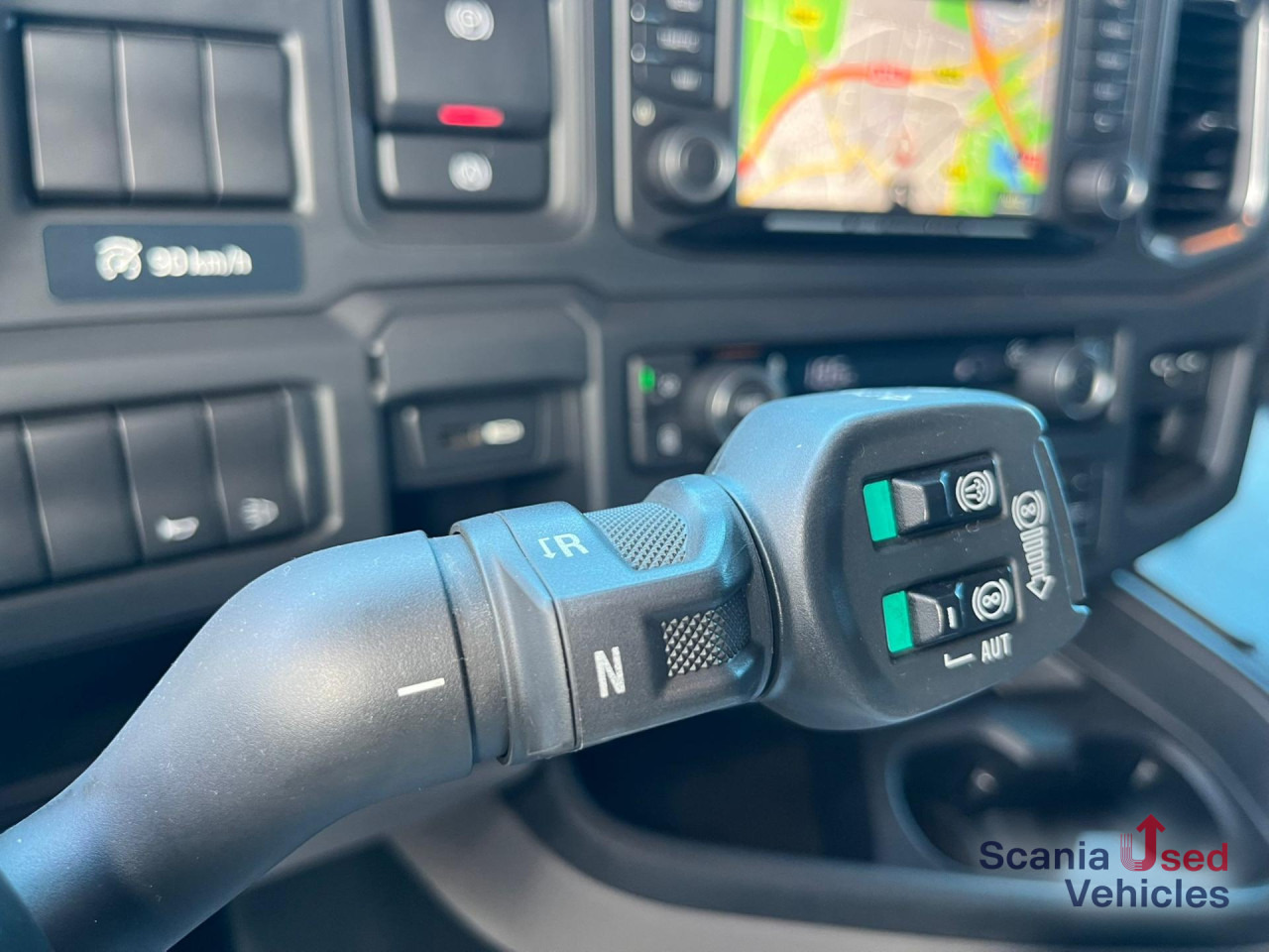 SCANIA S 500 A4x2NB RETARDER FULL-AIR 8T DIFF-L P-AIRCO - Tractor unit: picture 5 SCANIA S 500 A4x2NB RETARDER FULL-AIR 8T DIFF-L P-AIRCO - Tractor unit: picture 5