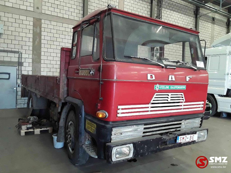 DAF 1600 1 hand +main - Dropside/ Flatbed truck: picture 1 DAF 1600 1 hand +main - Dropside/ Flatbed truck: picture 1