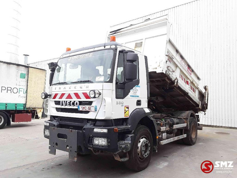 Iveco Trakker 330 184"km snow equipment - Tipper: picture 3 Iveco Trakker 330 184"km snow equipment - Tipper: picture 3
