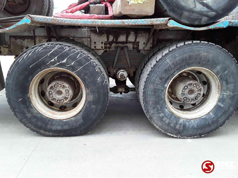 Tractor unit Scania 164 L 580 Loglift 251s 84 A: picture 12