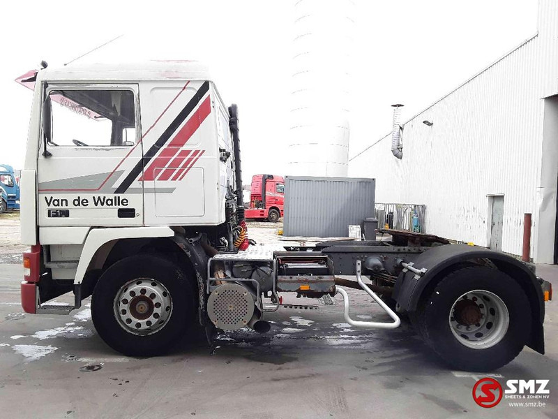 Volvo F 10 lames steel francais frecnh top - Tractor unit: picture 5 Volvo F 10 lames steel francais frecnh top - Tractor unit: picture 5