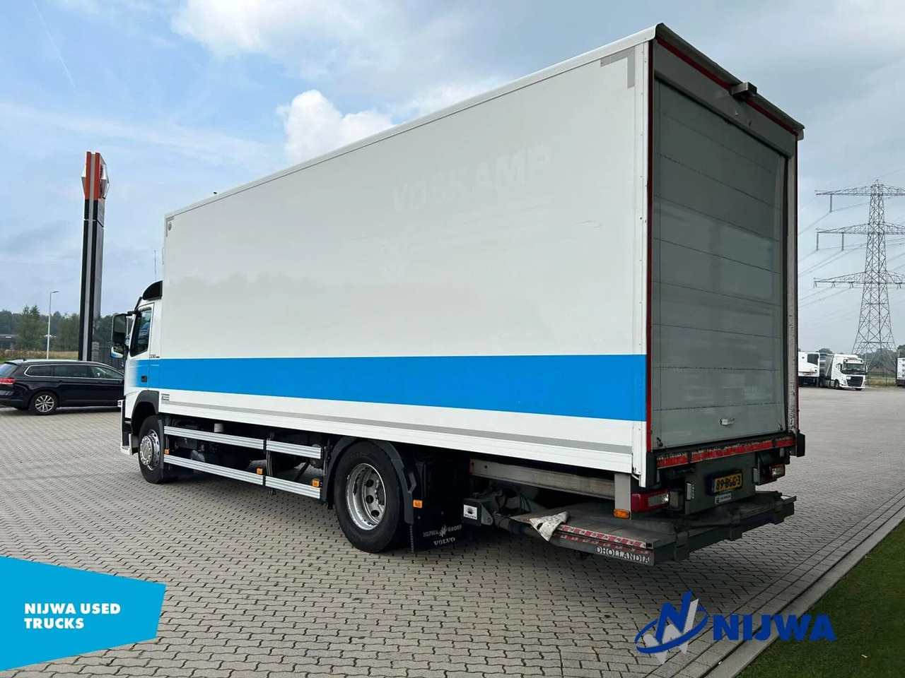 Volvo FM 330 Schuifzeil + Laadklep - Curtainsider truck: picture 4 Volvo FM 330 Schuifzeil + Laadklep - Curtainsider truck: picture 4