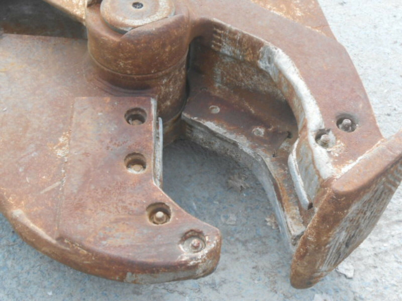 Abbruch-Schrottschere Vibra-Ram AS 4000D Abbruch-Schrottschere Vibra-Ram AS 4000D - Demolition shears for Construction machinery: picture 5 Abbruch-Schrottschere Vibra-Ram AS 4000D Abbruch-Schrottschere Vibra-Ram AS 4000D - Demolition shears for Construction machinery: picture 5