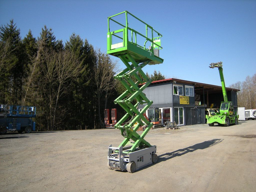 Truck mounted aerial platform Genie GS 1932, Scherenarbeitsbühne Genie 8 m: picture 6 Truck mounted aerial platform Genie GS 1932, Scherenarbeitsbühne Genie 8 m: picture 6