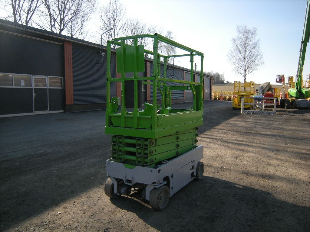 Truck mounted aerial platform Genie GS 1932, Scherenarbeitsbühne Genie 8 m: picture 16 Truck mounted aerial platform Genie GS 1932, Scherenarbeitsbühne Genie 8 m: picture 16