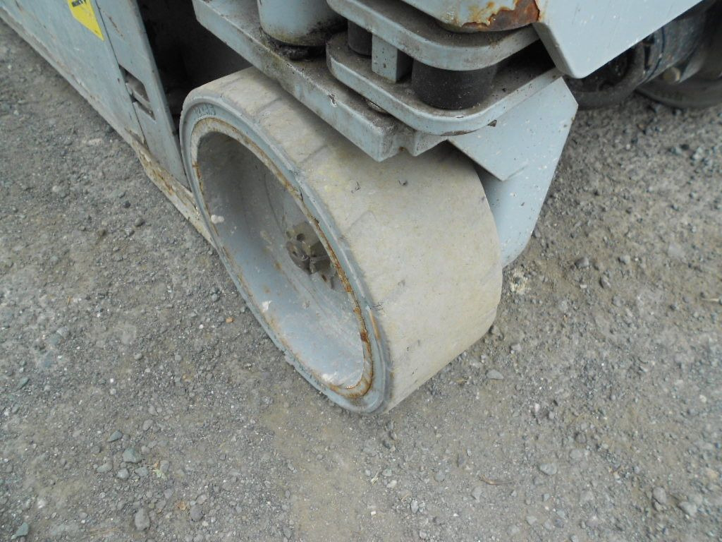 Leasing of Genie GS 1932, Scherenarbeitsbühne Genie 8 m Genie GS 1932, Scherenarbeitsbühne Genie 8 m: picture 9 Leasing of Genie GS 1932, Scherenarbeitsbühne Genie 8 m Genie GS 1932, Scherenarbeitsbühne Genie 8 m: picture 9