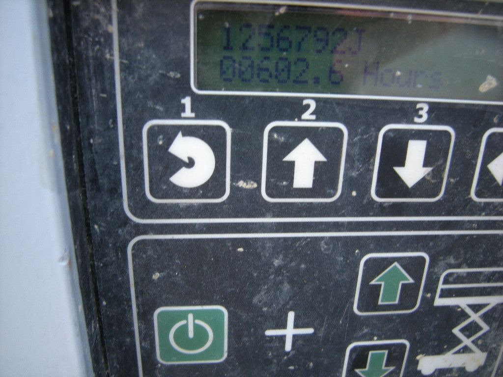 Truck mounted aerial platform Genie GS 1932, Scherenarbeitsbühne Genie 8 m: picture 12 Truck mounted aerial platform Genie GS 1932, Scherenarbeitsbühne Genie 8 m: picture 12