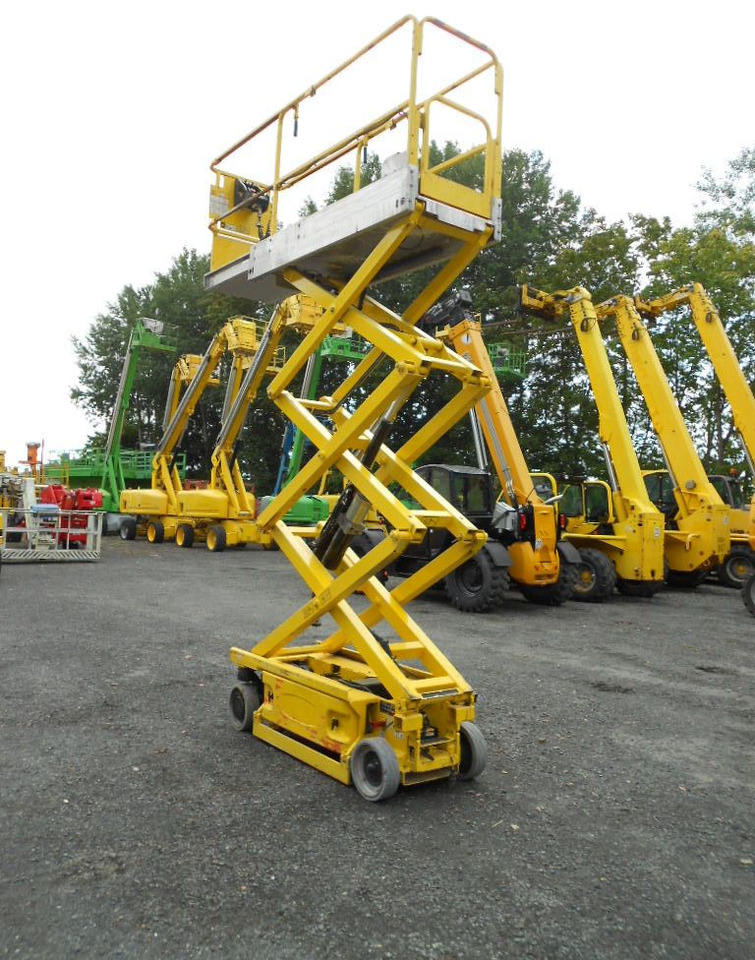 JLG 1930 ES, Scherenarbeitsbühne AH 8 m - Truck mounted aerial platform: picture 4 JLG 1930 ES, Scherenarbeitsbühne AH 8 m - Truck mounted aerial platform: picture 4