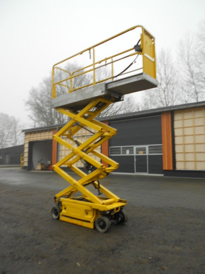 Truck mounted aerial platform JLG 1930 ES, Scherenarbeitsbühne AH 8 m: picture 6 Truck mounted aerial platform JLG 1930 ES, Scherenarbeitsbühne AH 8 m: picture 6