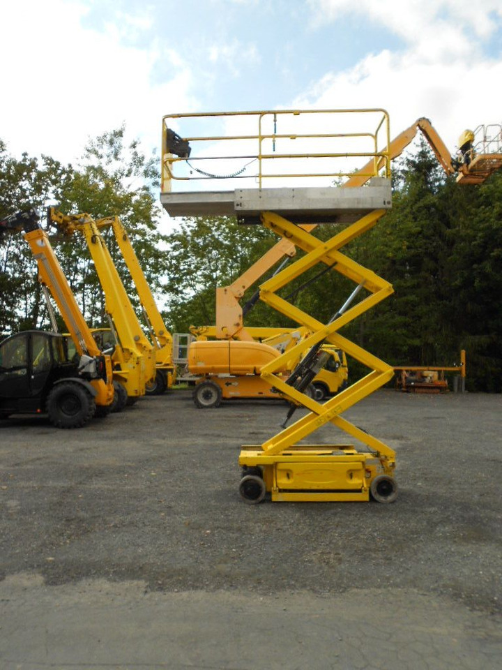 JLG 1930 ES, Scherenarbeitsbühne AH 8 m - Truck mounted aerial platform: picture 4 JLG 1930 ES, Scherenarbeitsbühne AH 8 m - Truck mounted aerial platform: picture 4