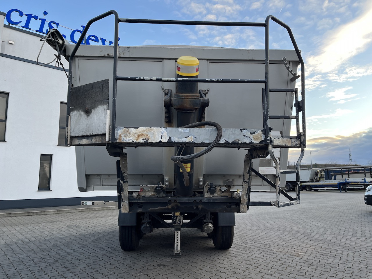 Tipper semi-trailer Kempf SKM 35 3 Thermo Mulde: picture 12