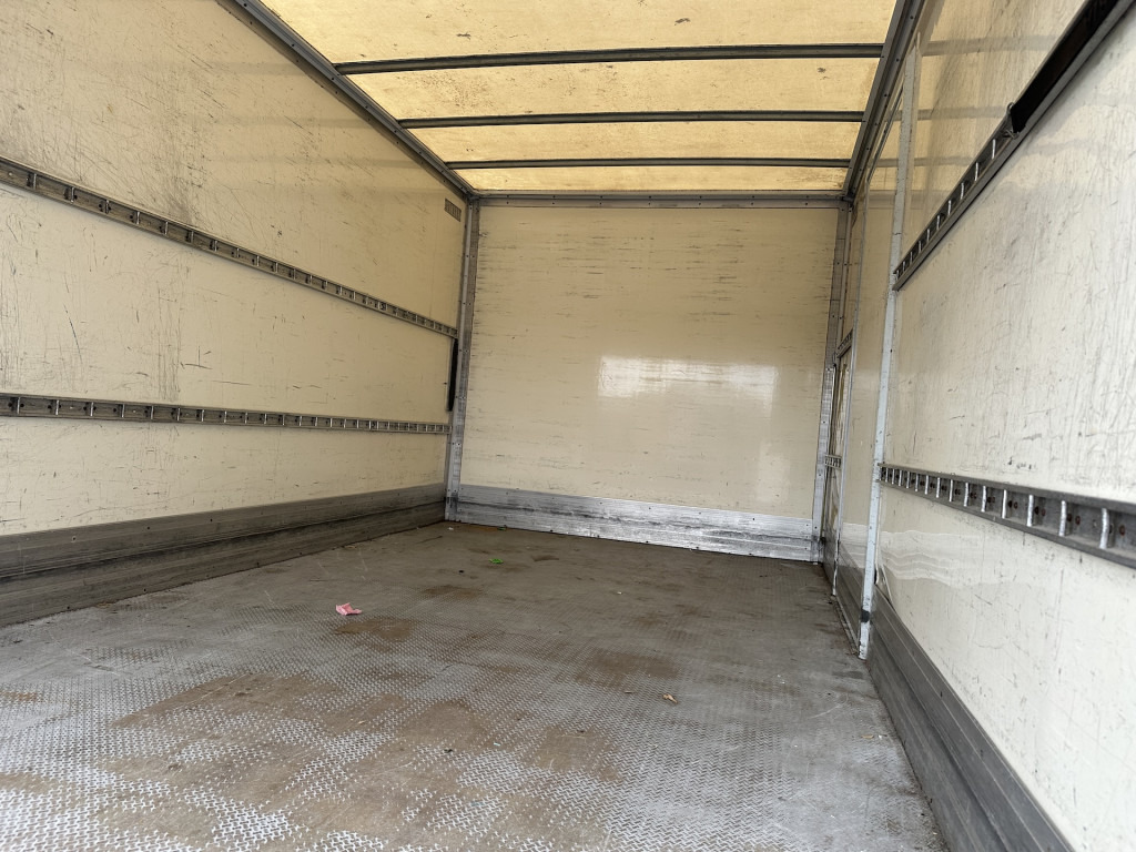 Mercedes-Benz 516 4x2 Sprinter LBW - Box van: picture 3 Mercedes-Benz 516 4x2 Sprinter LBW - Box van: picture 3