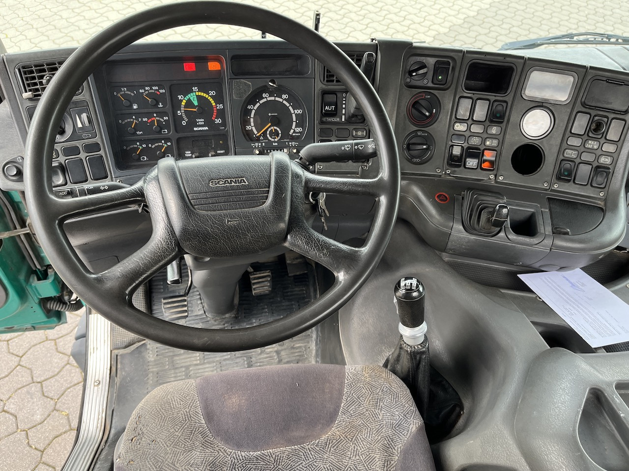 Scania P114 340 4x2 Trösch Absetzkipper Retarder AHK - Skip loader truck: picture 2 Scania P114 340 4x2 Trösch Absetzkipper Retarder AHK - Skip loader truck: picture 2