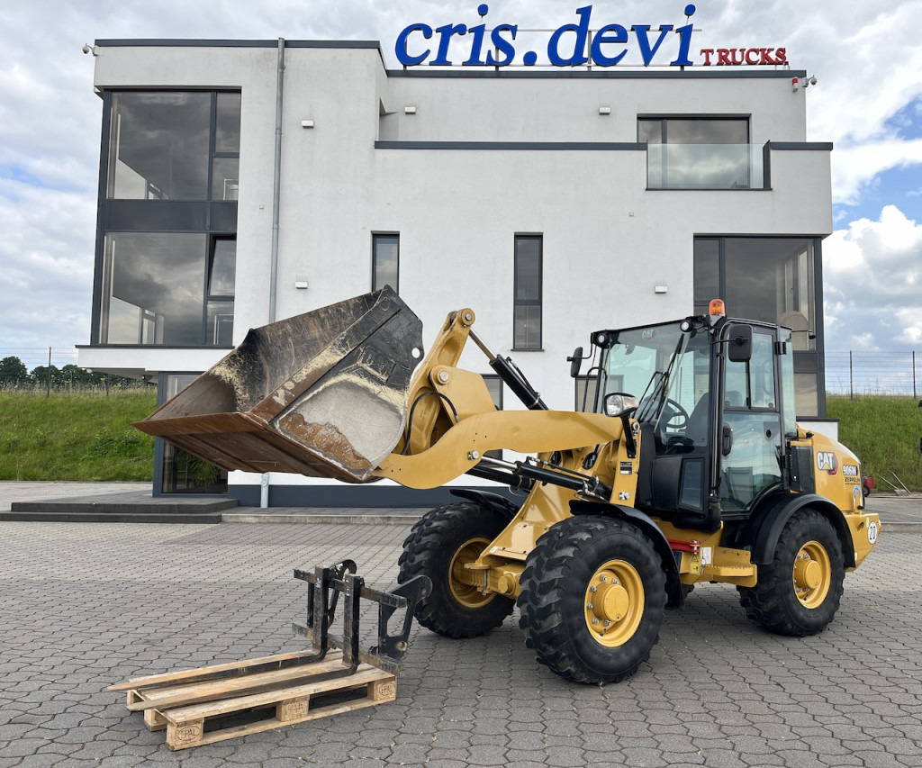 Cat 906 M Radlader Schnellwechsler Gabel Schaufel - Wheel loader: picture 1 Cat 906 M Radlader Schnellwechsler Gabel Schaufel - Wheel loader: picture 1