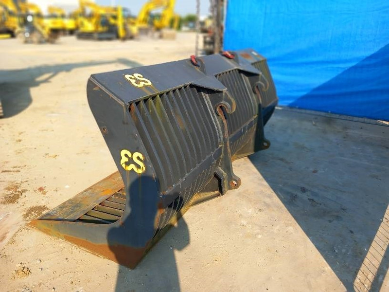 Eurosteel Puinriek - Bucket for Construction machinery: picture 2 Eurosteel Puinriek - Bucket for Construction machinery: picture 2