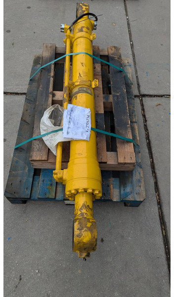Komatsu PC210LC-10 / -11 - BUCKET CYLINDER - 707-E1-01300 - Crawler excavator: picture 1 Komatsu PC210LC-10 / -11 - BUCKET CYLINDER - 707-E1-01300 - Crawler excavator: picture 1
