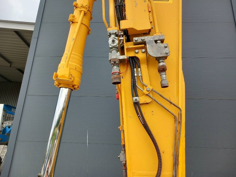 Crawler excavator Komatsu PC210LCI-11: picture 6