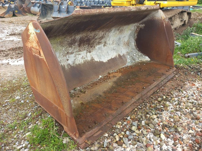 Komatsu WA380-8 Quick coupler & Bucket - Bucket for Construction machinery: picture 1 Komatsu WA380-8 Quick coupler & Bucket - Bucket for Construction machinery: picture 1