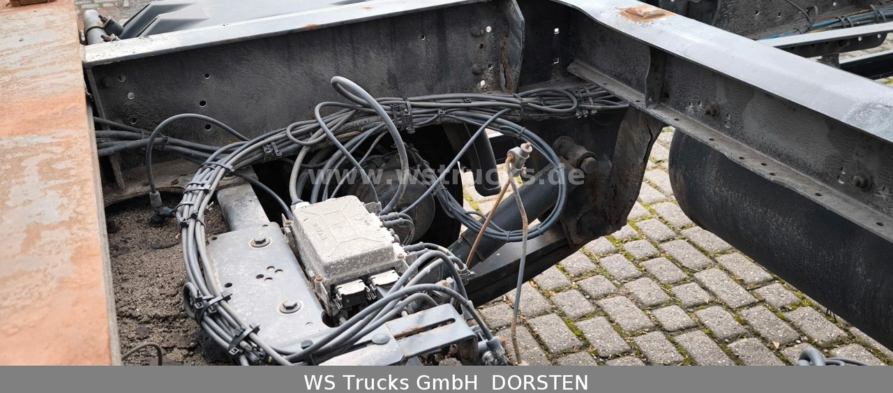 Container transporter/ Swap body trailer Schmitz Cargobull BDF Wechselbrücke AFW 18: picture 6