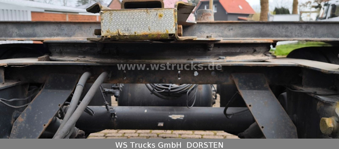 Container transporter/ Swap body trailer Schmitz Cargobull BDF Wechselbrücke AFW 18: picture 11