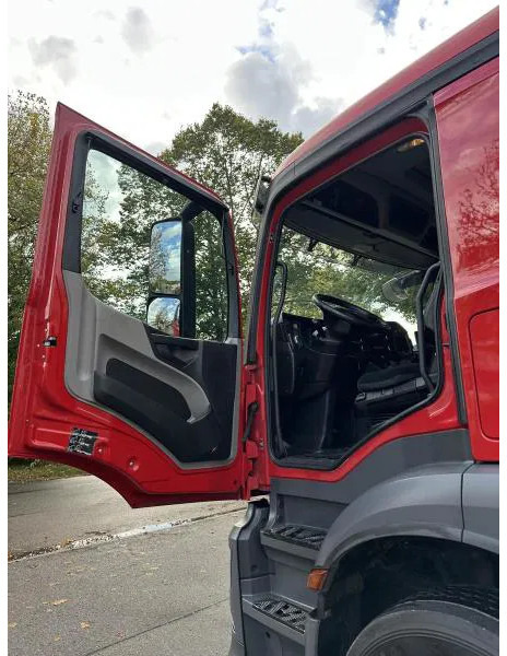 Cab chassis truck Mercedes-Benz 2532 LL 6x2 LANGES Fahrgestell Intarder Lenkachse: picture 16