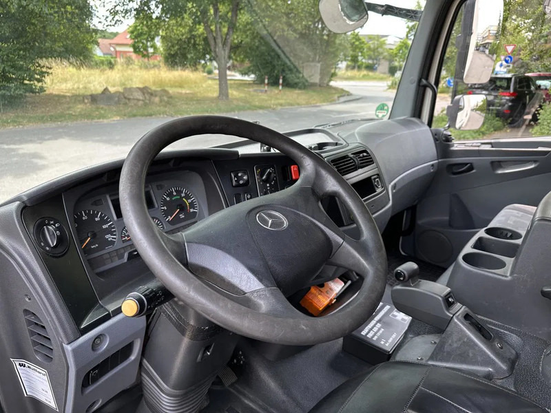 Refrigerator truck Mercedes-Benz Atego 1222 L Kühl-LKW Klima: picture 15 Refrigerator truck Mercedes-Benz Atego 1222 L Kühl-LKW Klima: picture 15