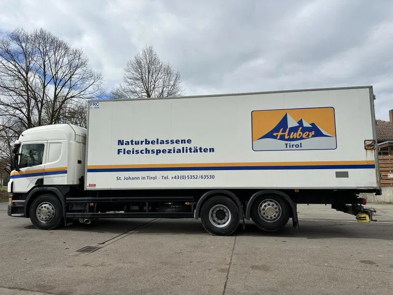 Scania P410 6x2 Fleisch LKW Rohrbahnen Vector 1550 - Refrigerator truck: picture 2 Scania P410 6x2 Fleisch LKW Rohrbahnen Vector 1550 - Refrigerator truck: picture 2