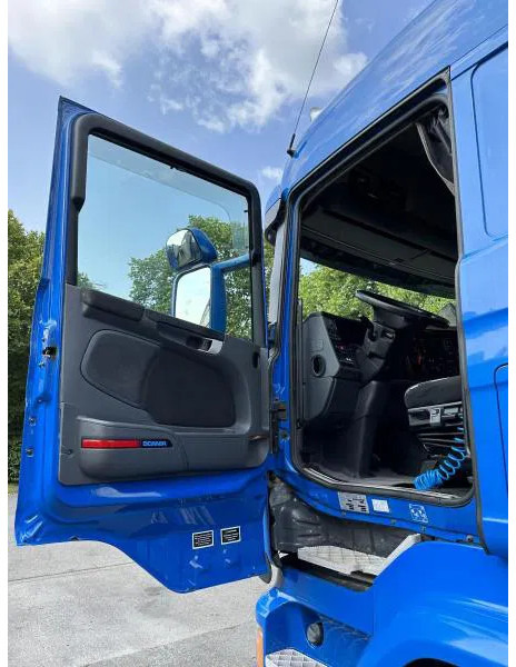 Tractor unit Scania R490 Highline Standard Intarder Alcoa dt. LKW E6: picture 9 Tractor unit Scania R490 Highline Standard Intarder Alcoa dt. LKW E6: picture 9