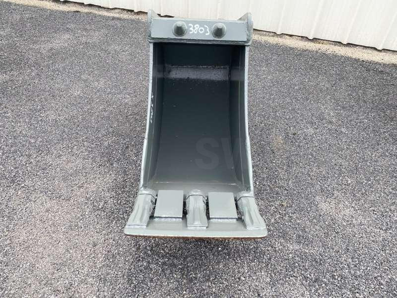 MECALAC 450mm - Series 8 / 10 / 11 et 12 - Excavator bucket: picture 3 MECALAC 450mm - Series 8 / 10 / 11 et 12 - Excavator bucket: picture 3