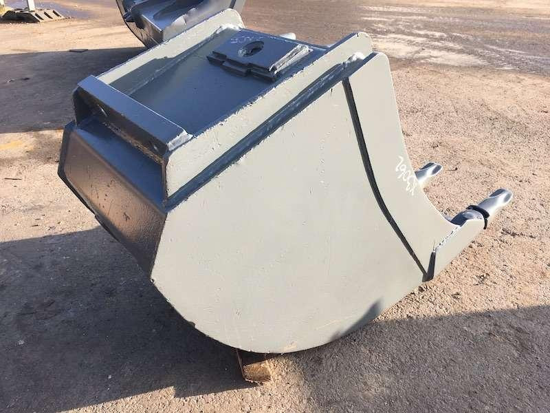 MECALAC 600mm - series 8 / 10 / 11 et 12 - Excavator bucket: picture 5 MECALAC 600mm - series 8 / 10 / 11 et 12 - Excavator bucket: picture 5