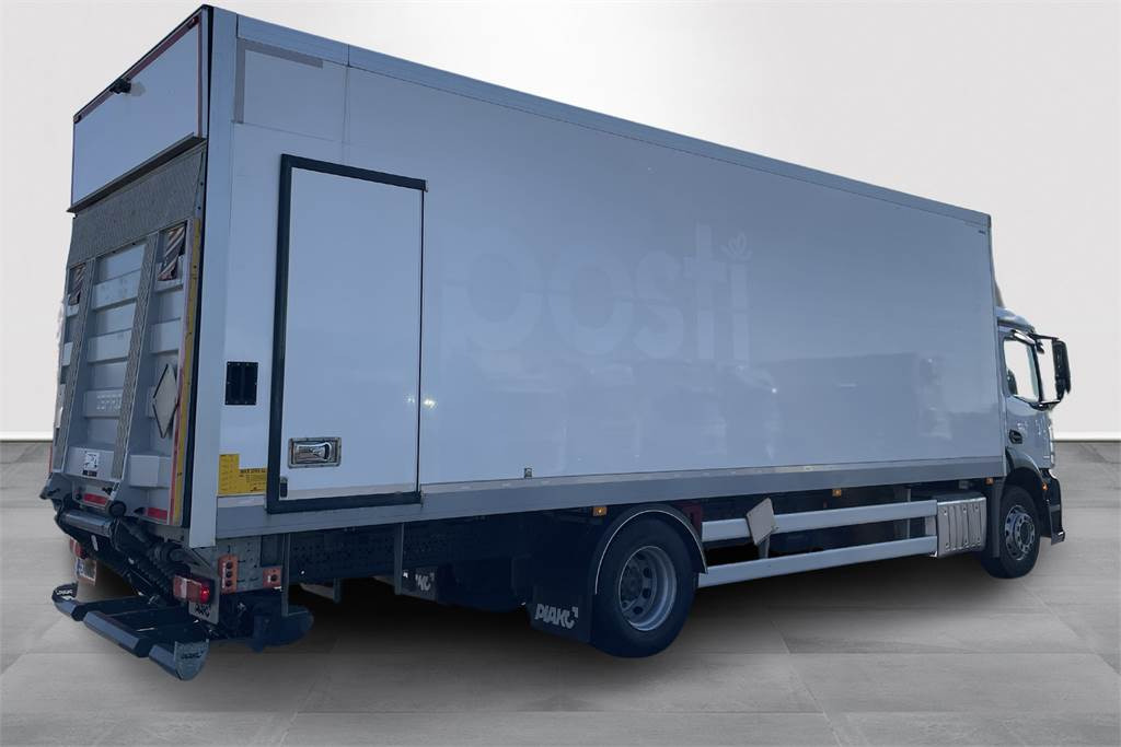 Mercedes-Benz Actros 1827 4x2 8,7m umpikori+PL nostin - Box truck: picture 5 Mercedes-Benz Actros 1827 4x2 8,7m umpikori+PL nostin - Box truck: picture 5