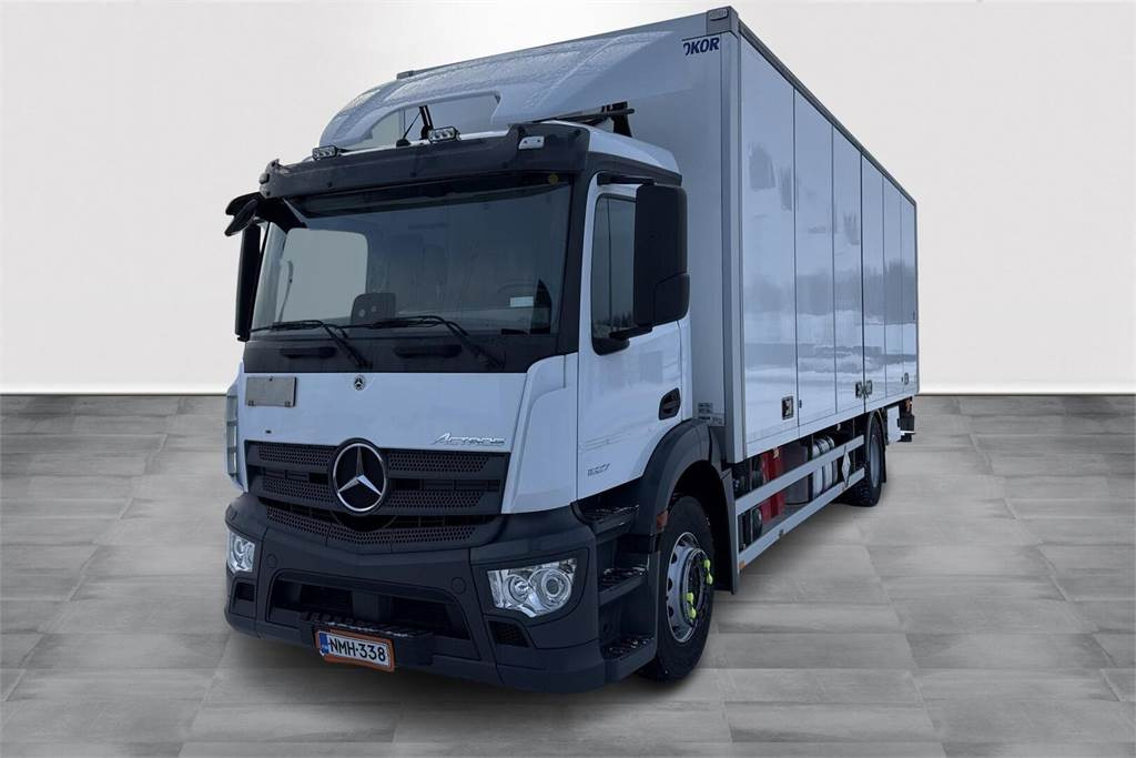 Mercedes-Benz Actros 1827L 8,7m Ksa Umpikori - Box truck: picture 1 Mercedes-Benz Actros 1827L 8,7m Ksa Umpikori - Box truck: picture 1
