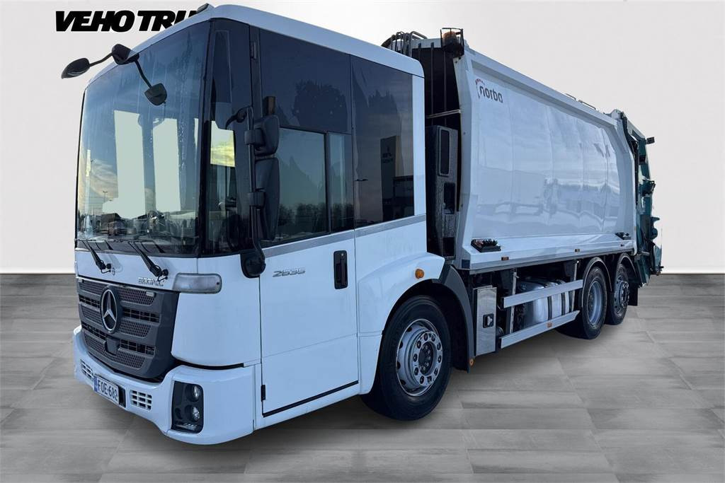 Mercedes-Benz ECONIC 2635 L ENA Norba RL-300 22H25 - Garbage truck: picture 1 Mercedes-Benz ECONIC 2635 L ENA Norba RL-300 22H25 - Garbage truck: picture 1