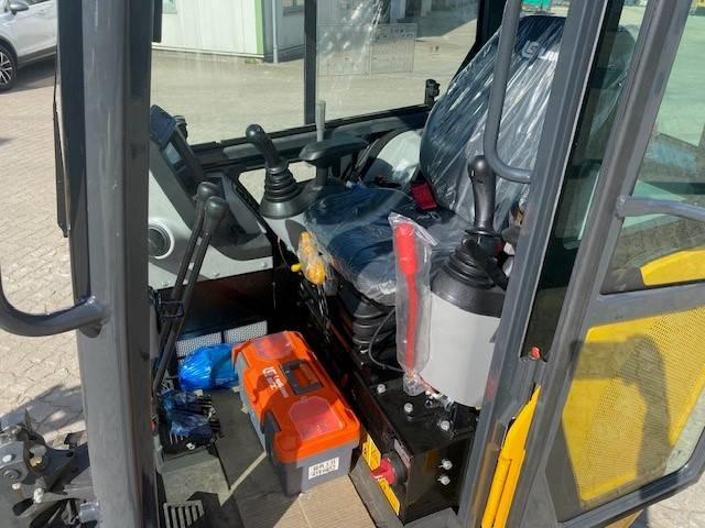 Mini excavator LIUGONG 9018 F MIETE / RENTAL: picture 18 Mini excavator LIUGONG 9018 F MIETE / RENTAL: picture 18