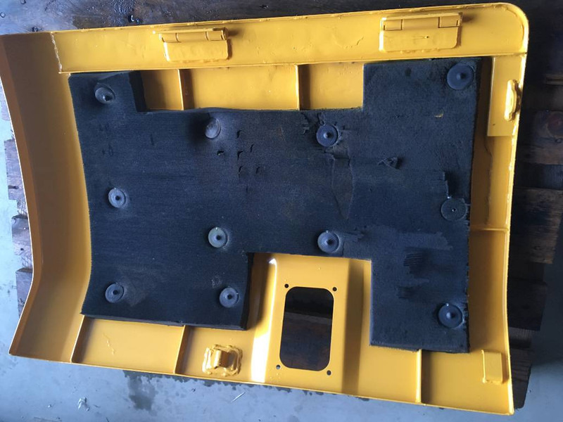 Volvo ECR 235 Werkzeugkasten 14732717 - Frame/ Chassis for Construction machinery: picture 3 Volvo ECR 235 Werkzeugkasten 14732717 - Frame/ Chassis for Construction machinery: picture 3